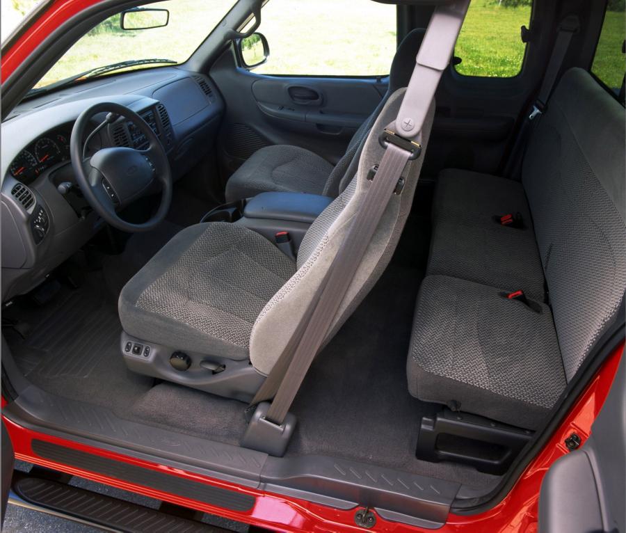  Ford F-150 SuperCab 1996 года  (фото 35 из 120)